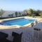 Villa CLIMATISEE avec piscine privée, ras el ma - Tazagouin