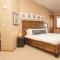 Meadow Creek Condominiums
