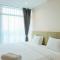 Elegant Studio Apartment at Tree Park City Cikokol By Travelio