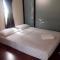 Sungai Rengit Hotel