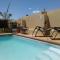 Come Home in Oudtshoorn Self-Catering Units - Oudtshoorn