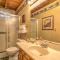 Serene Cabin in the Smokies with 2 Decks and Hot Tub!