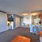 Cozy Destin Studio with Shared Pools and Beach Access!