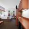 Microtel Inn and Suites by Wyndham - Lady Lake/ The Villages