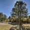 Home with Jacuzzi 10 Mi to NAU and Flagstaff! - Mountainaire