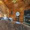 Sevierville Cabin with Hot Tub, Views and Pool Access! - Sevierville