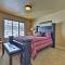 Cabin with Beach Access, Sport Court, Hot Tub and View