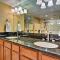 Condo with Pool Access, 8 Mi to Phoenix Mtn Preserve