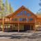 Luxe Breck Log Cabin with Hot Tub, Bar and Views! - Breckenridge