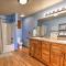 McAlester Cottage with 30 Private Acres and Ponds! - ماكاليستر