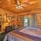 Cozy Trenton Cabin with Spa about 15 Mi to Lookout Mtn!