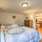 Damascus Home with Fire Pit and Views, Walk to Shops!