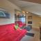 Pool Access, Deck & Grill: Ocean Pines Getaway
