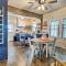 Remodeled Historic Farmhouse about 20 Mi to KC!