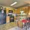 10 Mi to Keystone Updated Mtn-View Condo 10 Mi to Keystone Updated Mtn-View Condo