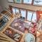 Architect-Designed Franconia Home Hot Tub and Views