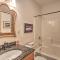 Architect-Designed Franconia Home Hot Tub and Views