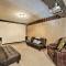 Lakefront Golden Home with Pool Access! - Golden