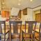 Condo with Hot Tub, 5 Mi to Cranmore Mountain! - 北康威
