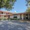 The Parkwood Inn & Suites