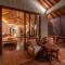 Villa Rubina - Luxury Pool Villa in Batu Belig Next to the Beach!