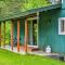 Peaceful, Quiet Seward Apt with Back Yard and Mtn Views