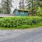 Peaceful, Quiet Seward Apt with Back Yard and Mtn Views