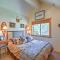 Bright Klamath Falls Cabin with Deck and Mtn Views! - 克拉马斯福尔斯
