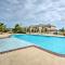 College Station Townhouse with Private Patio