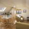 4 Armada House