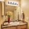 Kanab Condo w/ Pool & AC < 1 Mi to Attractions!