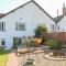 3 Elm Cottage