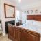 3 Elm Cottage
