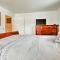 Expansive Getaway about 2 Miles to Mendenhall Glacier! - Mendenhaven