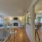 East Wareham Home with Pond Access and Private Dock - شرق ويرهام