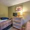 Cozy Arrowhead Lake Home with Sunroom and Pool Access! - Pocono Lake
