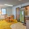 HighPlaines Haven Apt - Fish, Hunt and Relax! - Long Lake