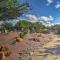 Luxe Tucson Vineyard Home with Views and Fire Pit - توسان
