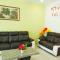 Sky Mirror Homestay