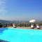 Belvilla by OYO Stunning Villa with Swimming Pool