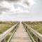 Oceanfront Carolina Beach Condo with Pool and Views! - Carolina Beach