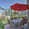 Private Dock and Balcony Waterfront Sparks Home - سباركس