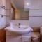 Charming villa Nera with pool and hydromassage near the beach