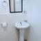TLShaw Homestay
