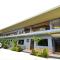 Tatay Sesengs Apartment
