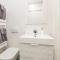 Main Square Modern Apartments