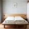 Neon Hotel - Luxury Sleep Retreat -