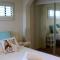 THE TIN SHED Couples accommodation at Bay of Fires