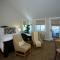 SummerWood Inn