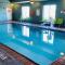 Holiday Inn Express Hotel & Suites Louisville South-Hillview, an IHG Hotel